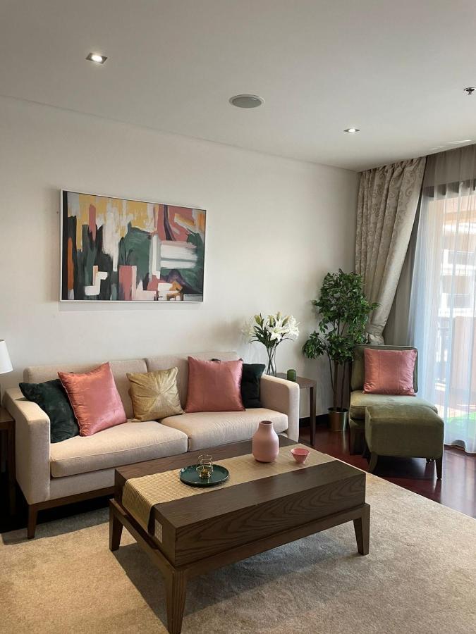 Luxurious 2 Bedroom Apartment In Anantara Hotel And Residences Дубай Екстериор снимка