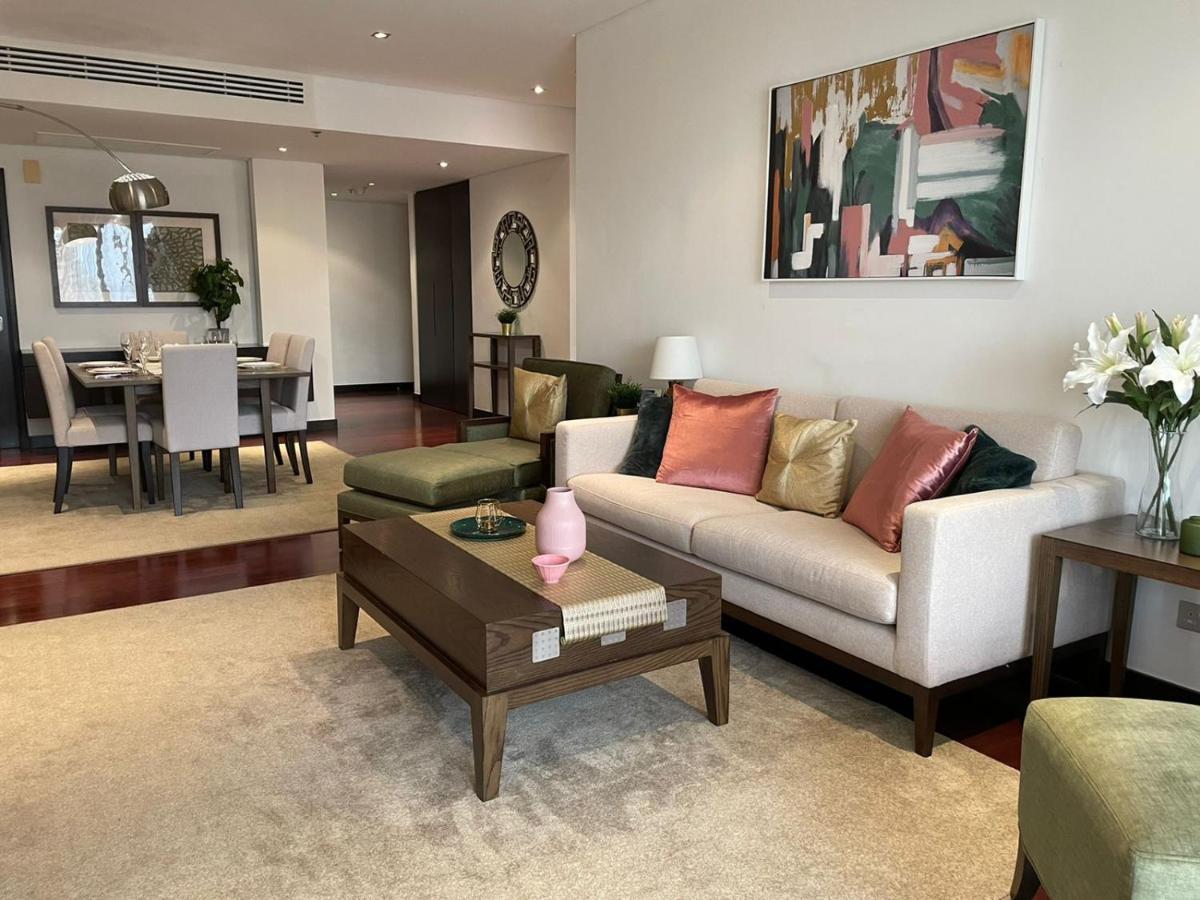 Luxurious 2 Bedroom Apartment In Anantara Hotel And Residences Дубай Екстериор снимка