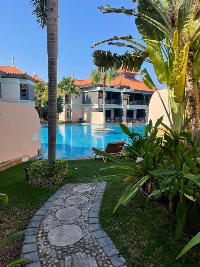 Luxurious 2 Bedroom Apartment In Anantara Hotel And Residences Дубай Екстериор снимка